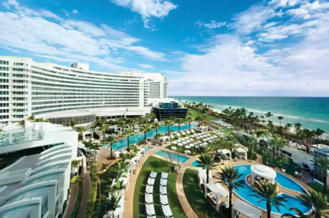 Fontainebleau Miami Beach- Banner